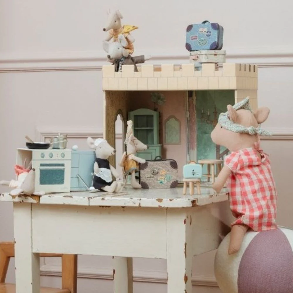 Maileg Castle Hall - Beautiful home for all Maileg Mice